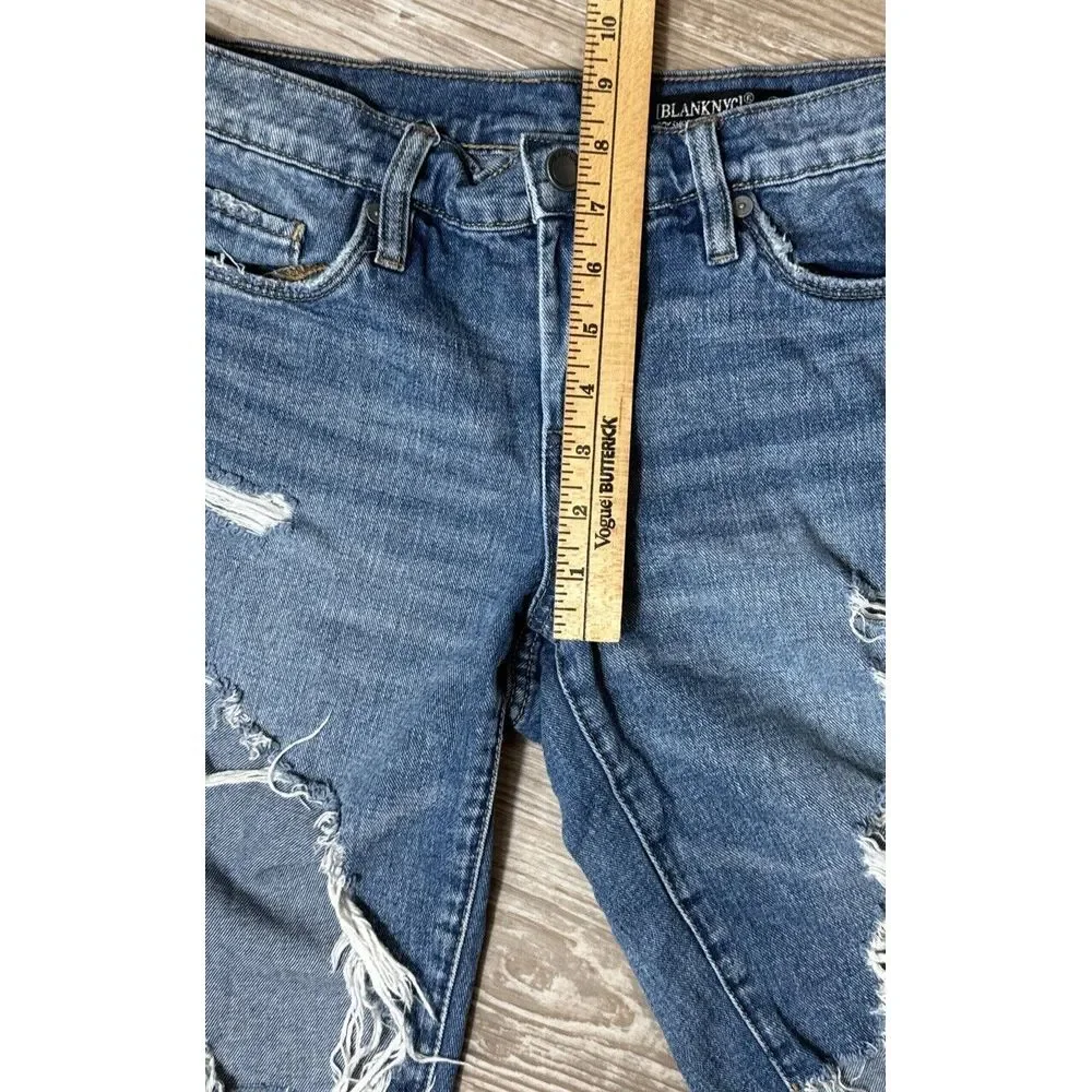 Blank NYC Denim Boy Short Size‎ 25 Mid Rise Distressed Jean Shorts